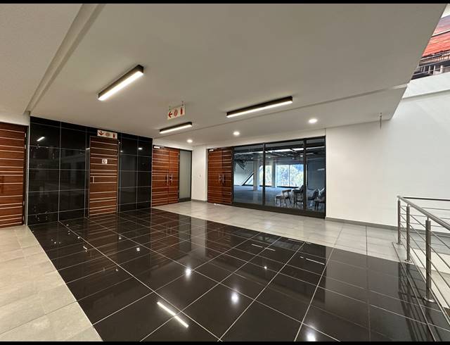 269M² OFFICE TO LET IN DORINGKLOOF